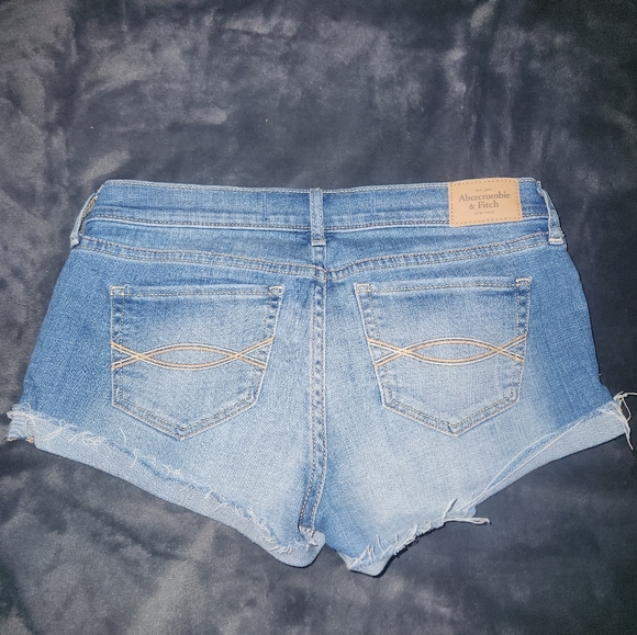 Abercrombie & Fitch Jean Shorts - Picture 2 of 3